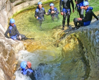 Canyoning with friends with In Terra Corsa Canyoning